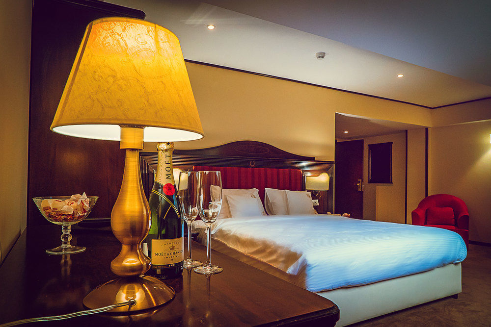 Perla Hotel Сленік-Молдова Екстер'єр фото